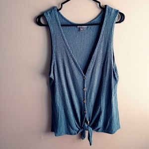 2/$25 Turquoise Eddie Bauer button down tie up tank. Large.